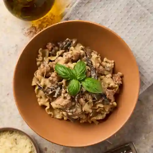 Pasta Portobello Tartufo E Salsiccia