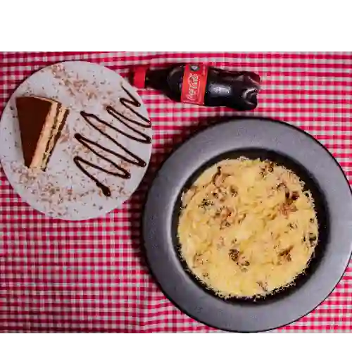 Esp Carbonara + Coca Cola 250Ml + Postre