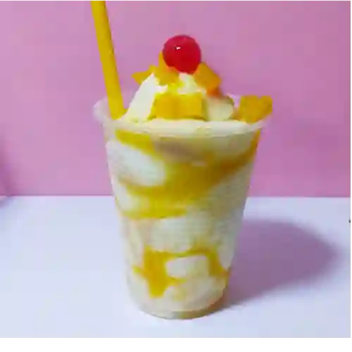 2 Malteadas de Piña Colada 16 Onz
