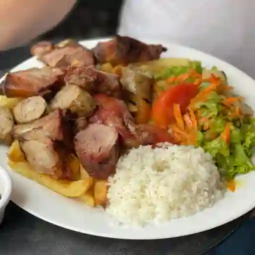 Picada de carne al barril