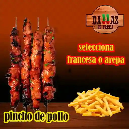 Pincho de pollo mas papas