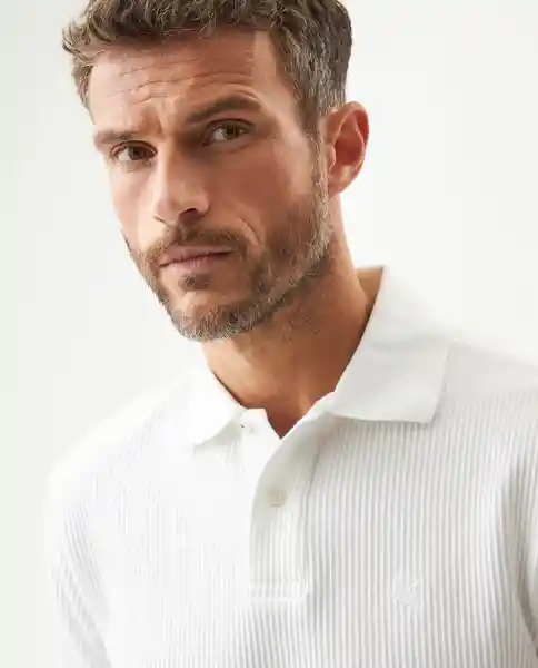 Camiseta Polo Vertical Crudo Prístino Claro M Chevignon