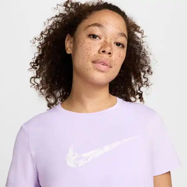 Nike Camiseta W One Swsh Hbr Df Ss Top Para Mujer Morado Talla L