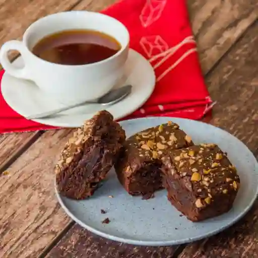 Caja de 4 brownies melcochudos