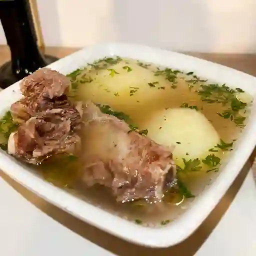Caldo de Costilla