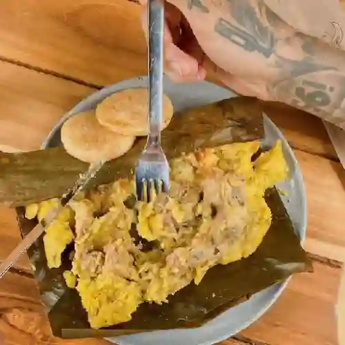 Tamal Amarrado con Seda Dental