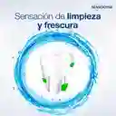 Sensodyne Enjuague Bucal Cool Mint Para la Sensibilidad Dental