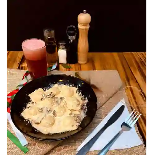 Ravioli Pollo Champiñones