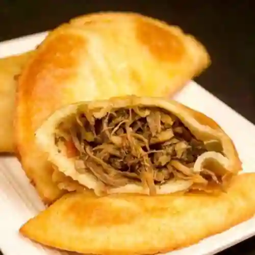 Empanada Carne Mechada