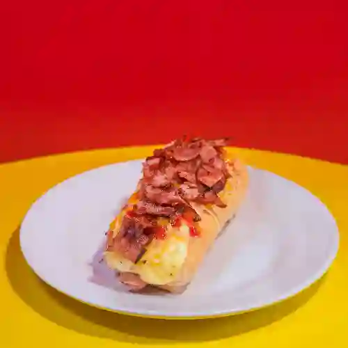 Quesudo Grande con Tocineta