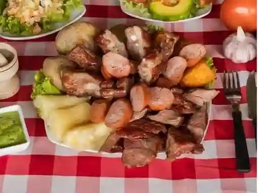 Picada Del Llano Combo para 4