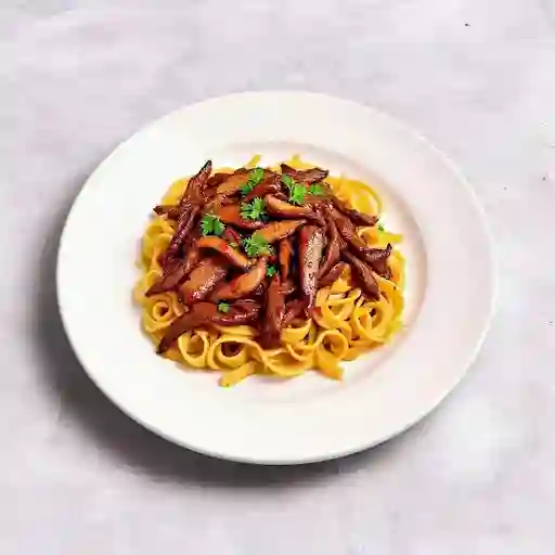 Carne Teriyaki Sobre Base De Pasta