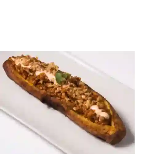 Canoa de Platano con Carne y Pollo
