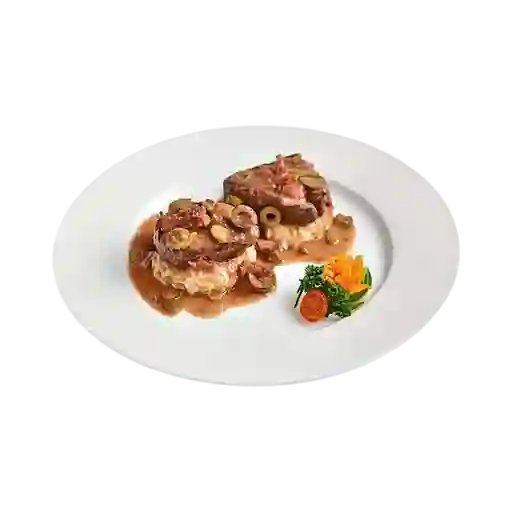 Lomo en Salsa de Aceitunas y Tocineta