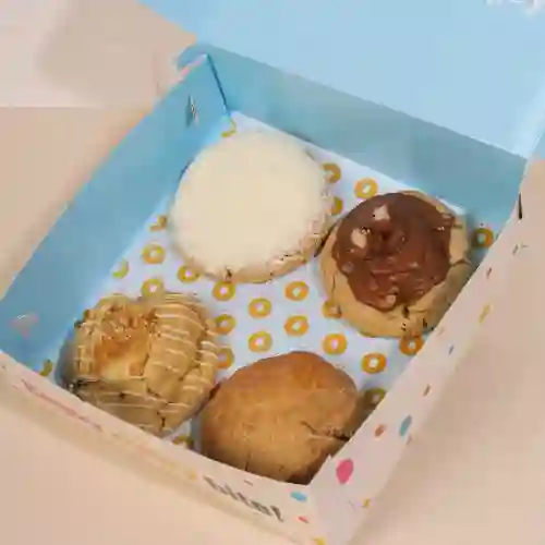 Arma tu combo giant cookies x4