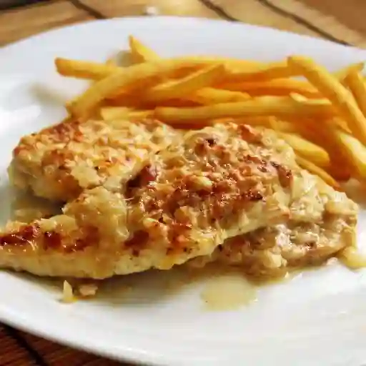Pechuga en Salsa de Queso