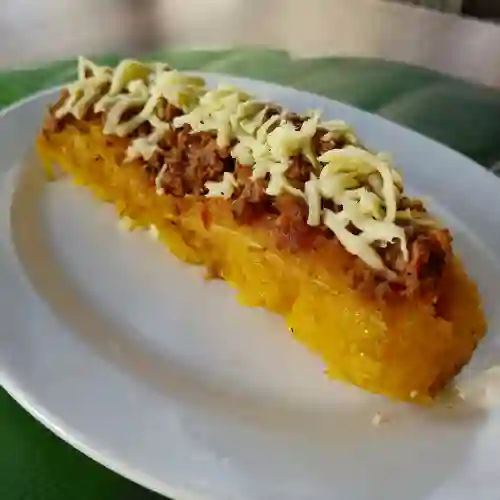 Plátano Maduro Relleno de Carne