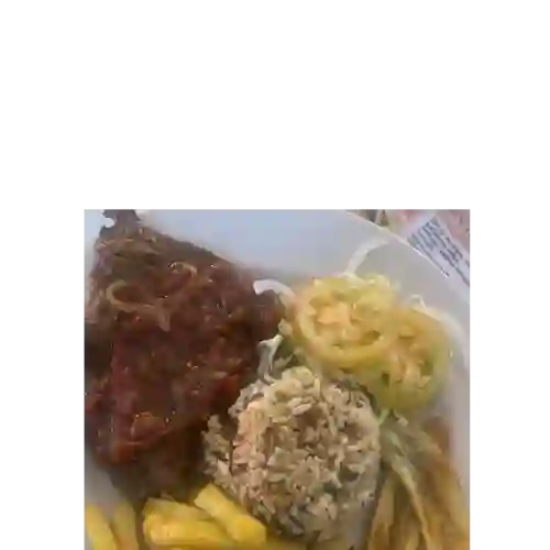 Almuerzo Completo Carne en Bisteck