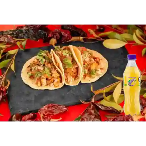 Combo 3 Tacos de Cochinita + Quatro Original 400ML