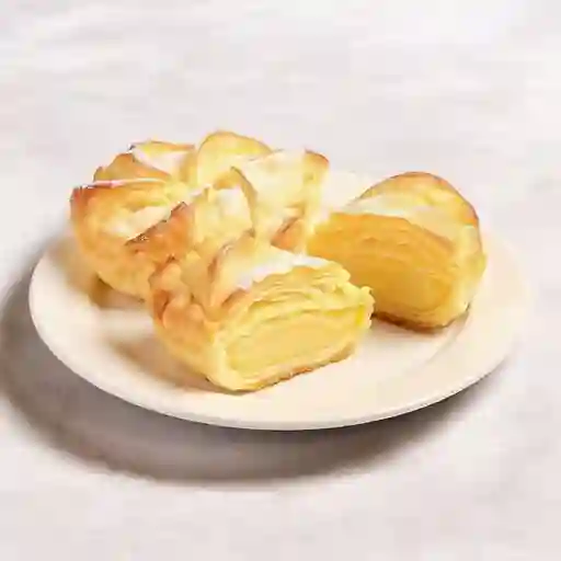 Pastel De Arequipe Hojaldrado