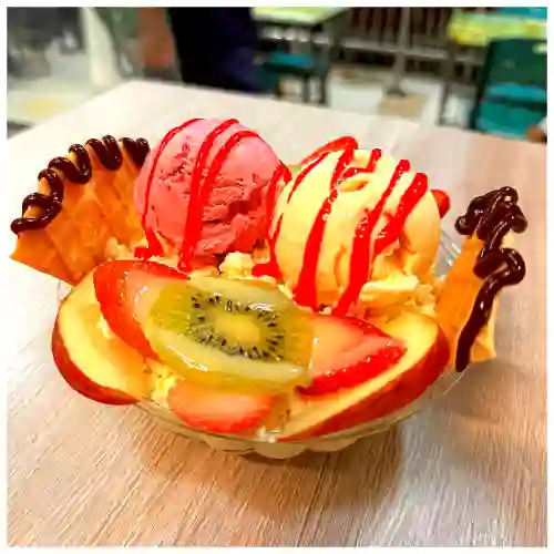 Ensalada de Frutas Pequeña Sin Queso