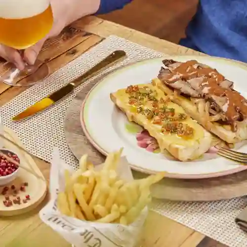 Sanduche de Brisket en Combo