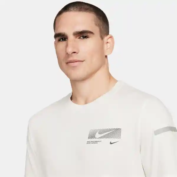 Nike Camiseta M Df Tee Flash Hbr Blanco T.M Ref: FN0841-030