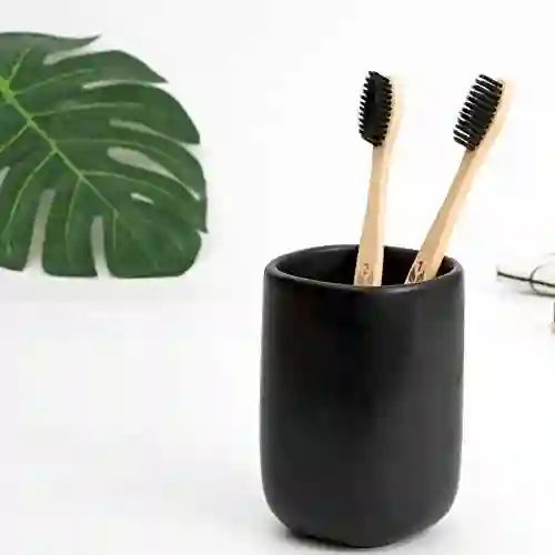 Cepillo De Dientes De Bambú Color Negro