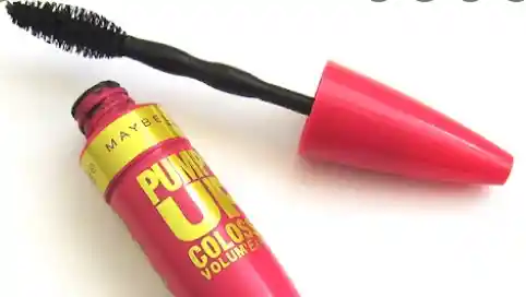 Maybelline Pestañina Pumped Up Colossal De A Prueba De Agua.