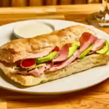 Sándwich Pastrami de Pavo