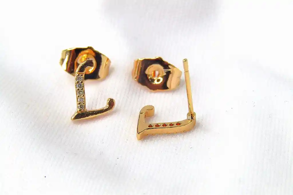 ARETE EN ACERO LETRA L