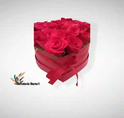 rosas en caja de corazon