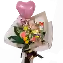 Flores Ramillete De Lilian En Rosas Con Dulces Globo