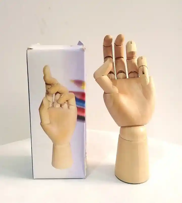 Mano articulada izquierda de madera para dibujo 