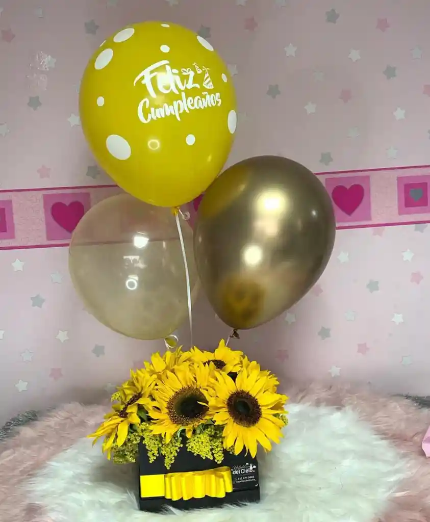 Arreglo Floral de Girasoles y Globos