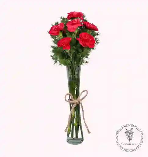 arreglo floral en claveles rojos