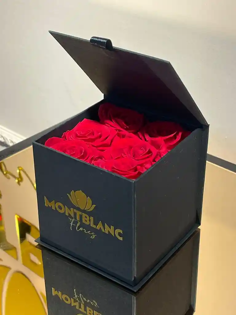 Rosas PRESERVADAS, caja de 6 - Arreglo floral. 