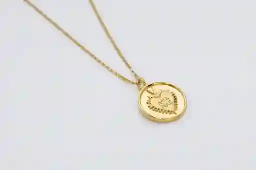 Dijes Ama Más Con Cadena
