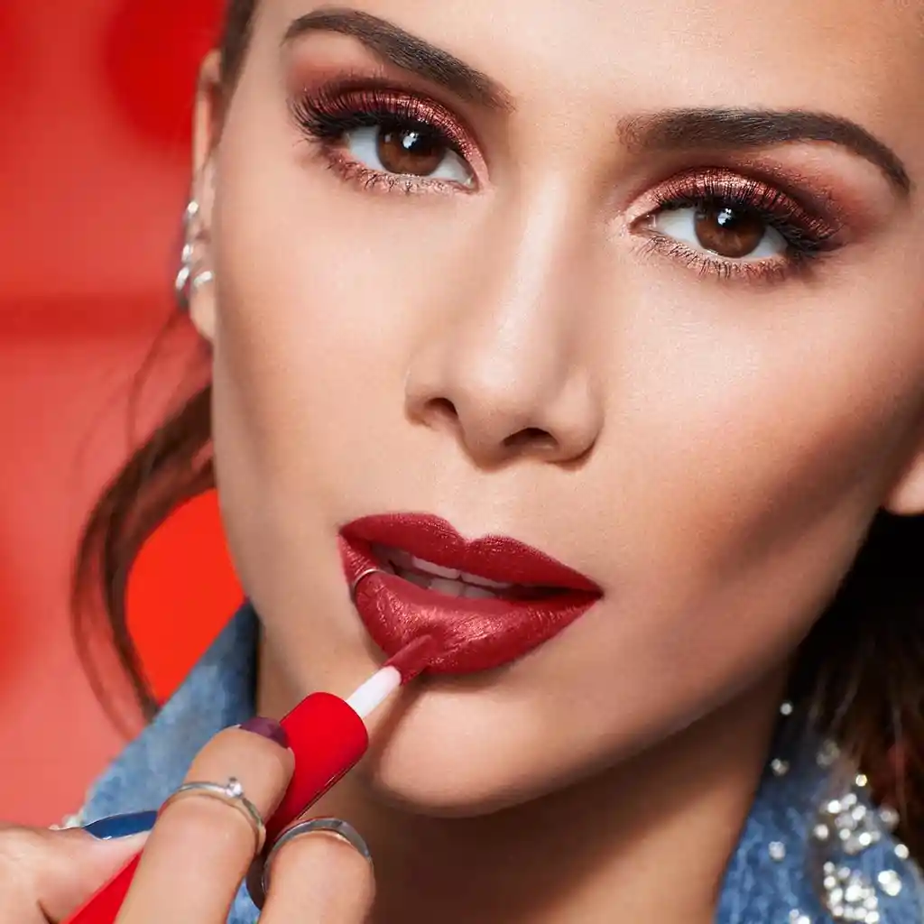 Esika Labial Colorfix Duo Tattoo Tono Rojo Passion