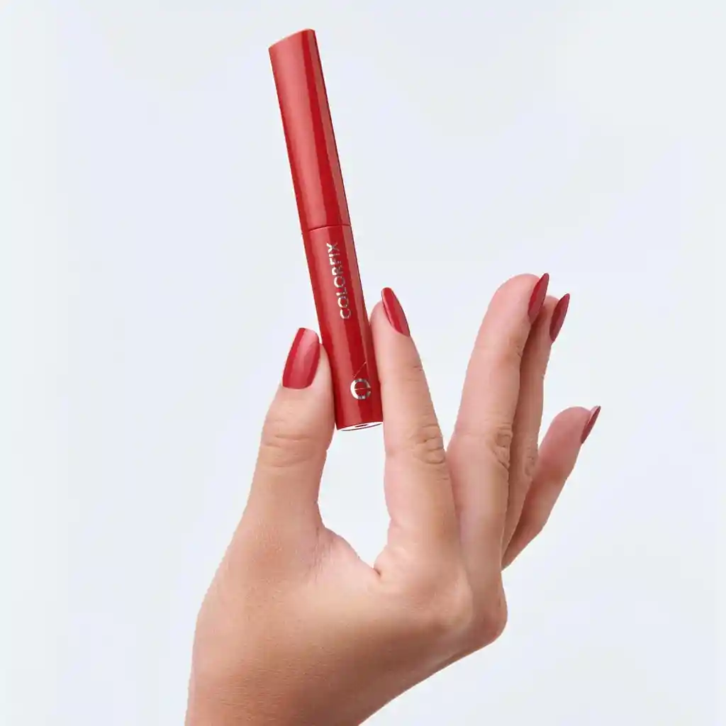 Esika Labial En Barra Colorfix 24H Tono Rojo Seductor