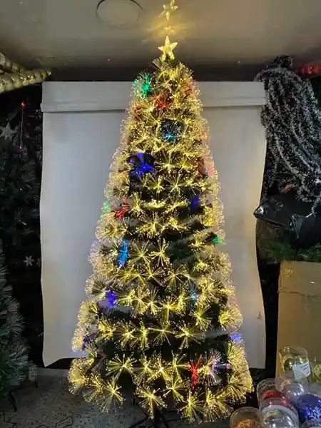 ARBOL DE NAVIDAD 1.80CM FIBRA OPTICA LUZ CALIDA