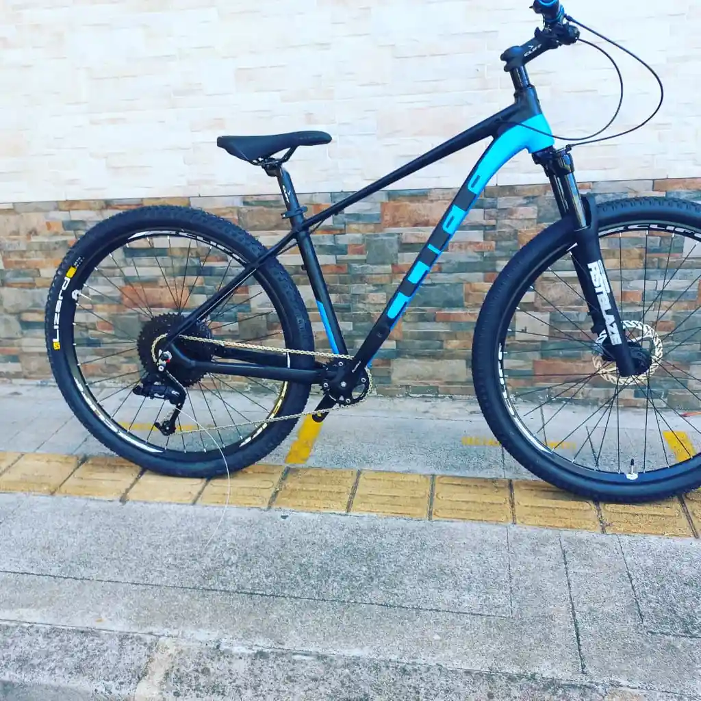 Bicicleta CLIFF ROCK SPORT NEGRA/AZUL