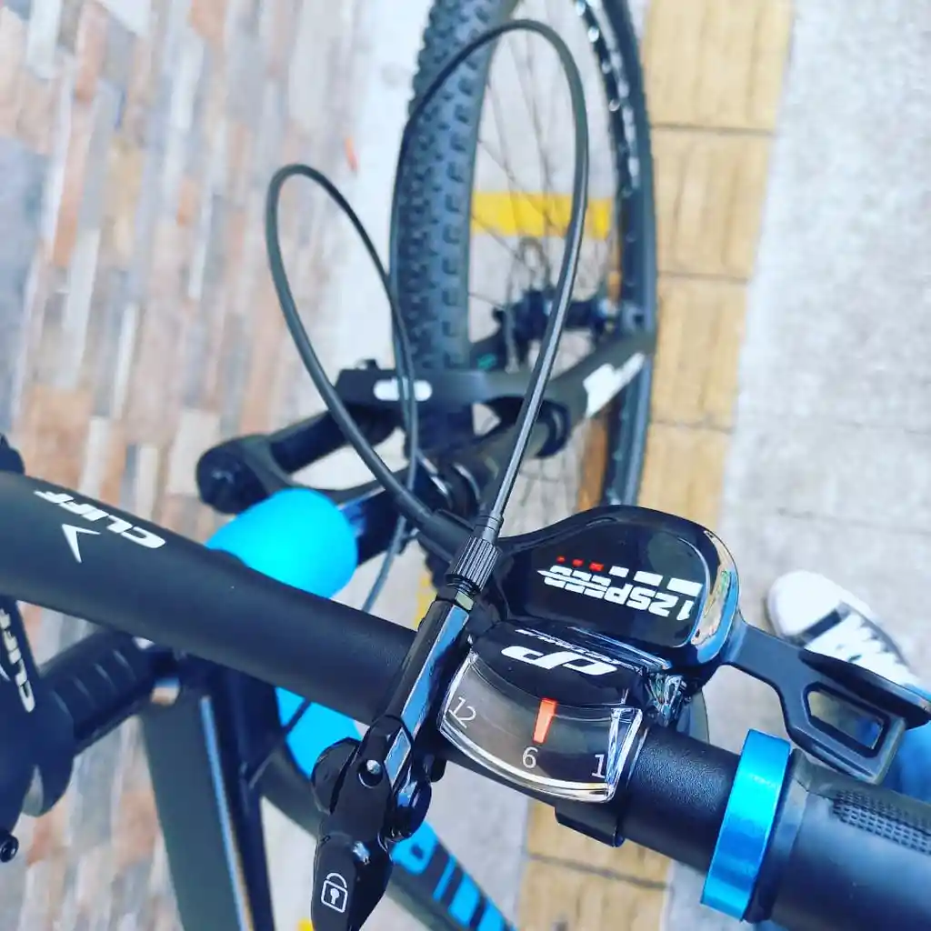 Bicicleta CLIFF ROCK SPORT NEGRA/AZUL