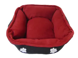 Cama Para Mascota Vinotinto + Cobija + 100 Bolsas+ 2 Juguetes + comedero