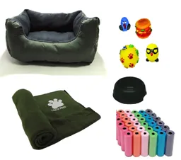 Cama Para Mascota Verde+ Cobija + 100 Bolsas+ 2 Juguetes + comedero