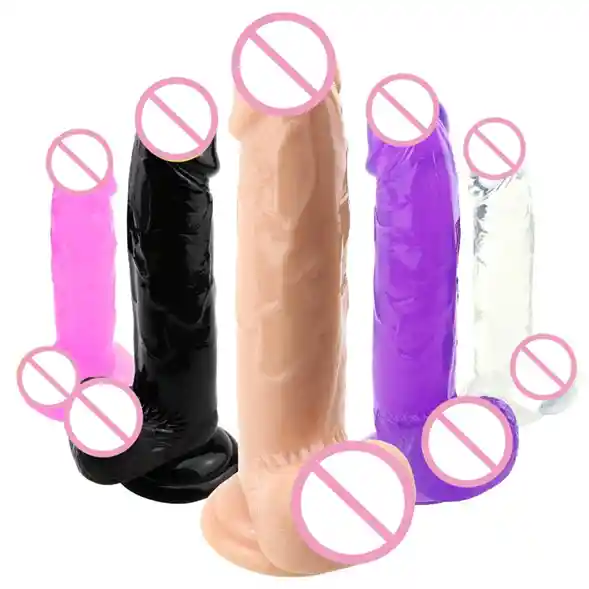 Dildo Consolador Con Chupa 22cm