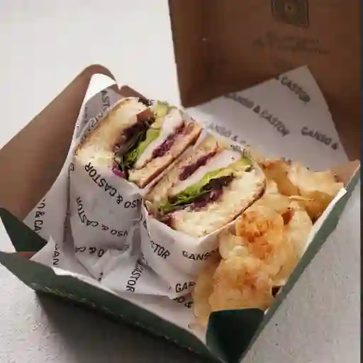 Sandwich pollo all i oli