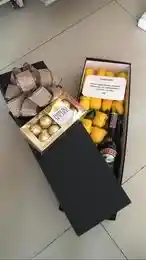 Caja Rectangular En Rosas, Ferrero X 8,1/2 Bayles