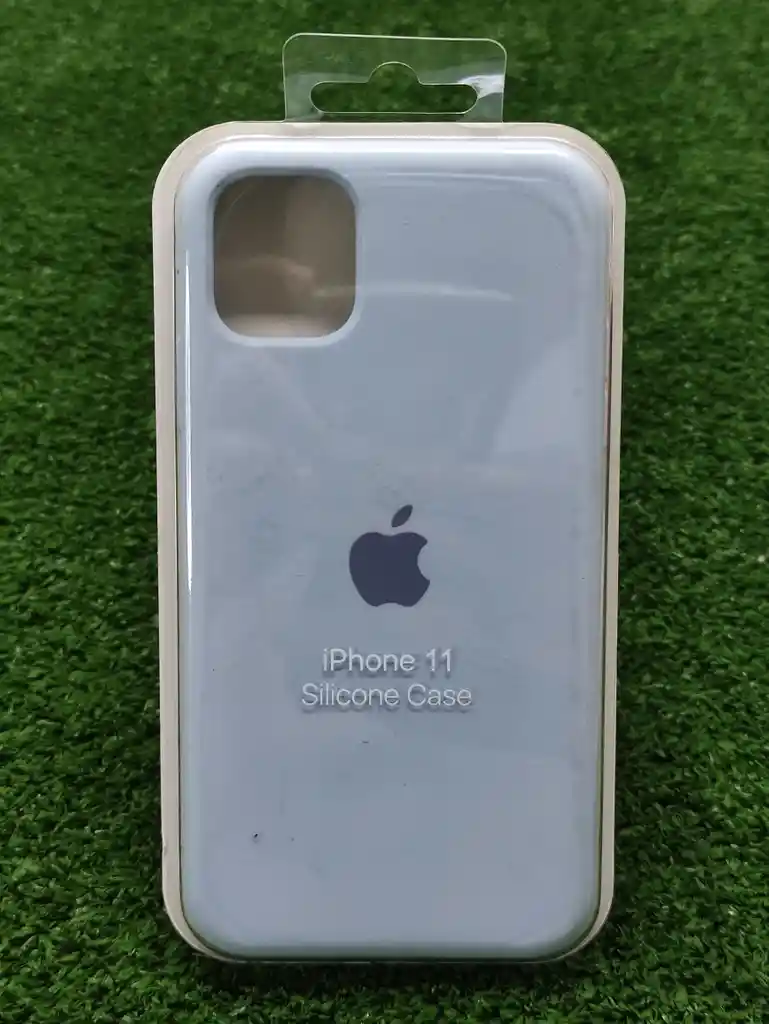 Iphone 11 | Forro Protector| Silicone Case | Azul Cielo | Iphone | Carcasa | Funda | Anti Humedad