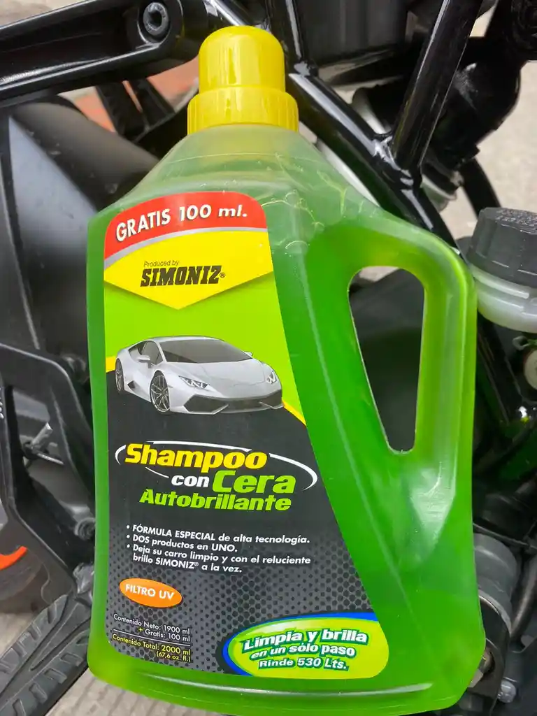 Simoniz Shampoo Con Cera Autobrillante 2000 Ml Limpieza